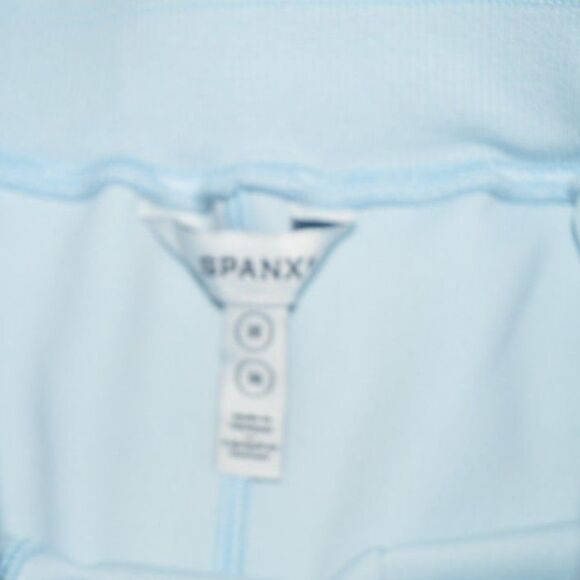 Spanx AirEssentials Luxe Straight Leg Pull On Pant Pintuck Sky Blue 50937R Med - Picture 5 of 9